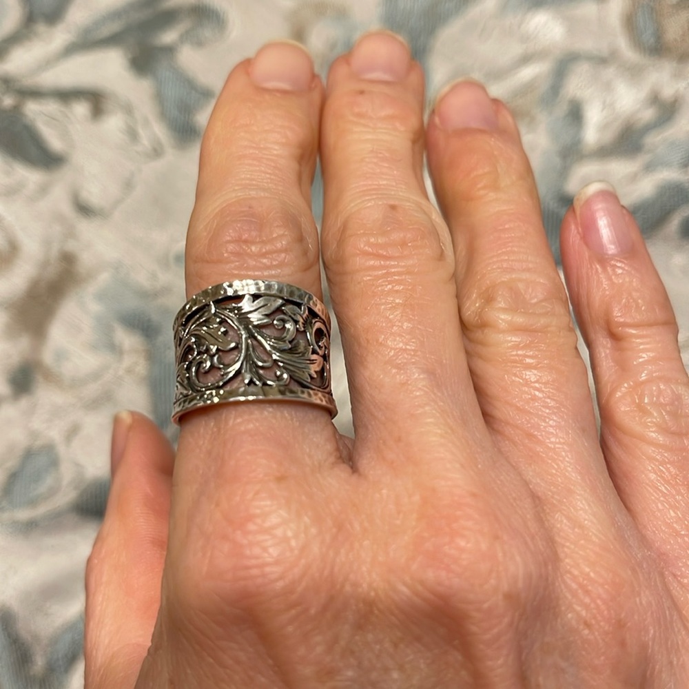 Sterling Silver Hammered Leaf Ring - image 4